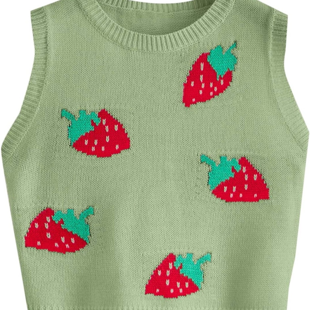 🍓 Women's Sleeveless Round Neck Strawberry Cropped Sweater. Super cute! 🍓